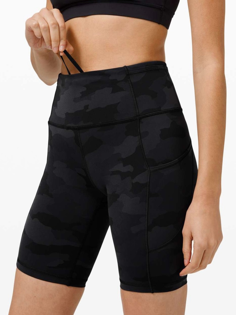Lululemon Fast And Free Shorts 8" Non-Reflective Heritage 365 Dark Camo | Size 4